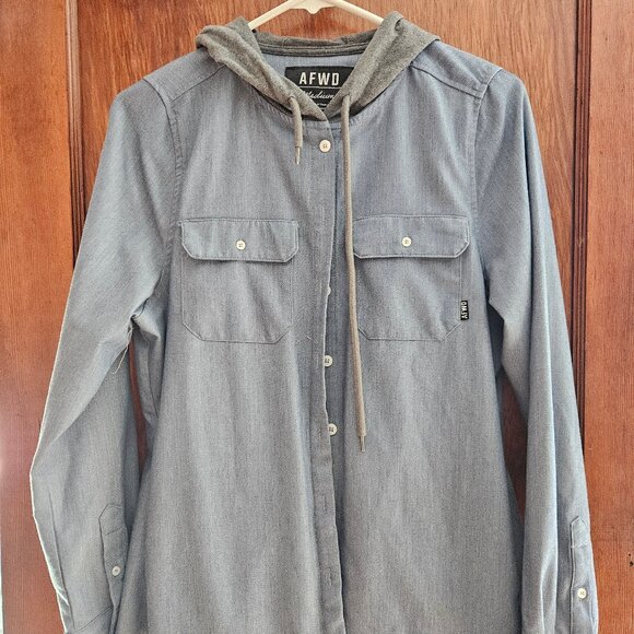 AFWD Chambray Shacket (like a shirt/jacket!) Size Medium - Picture 4 of 4